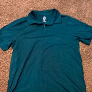 Green collared shirt size YOUTH XXL.